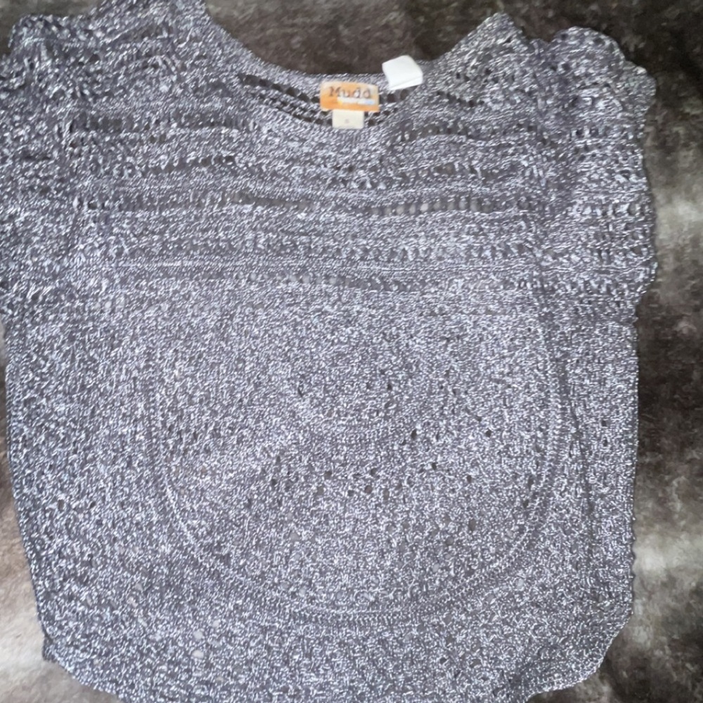 Grey Short Sleeve Sweater